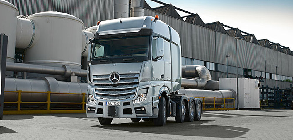 Mercedes Schwerlast Lkw Actros SLT 250 Tonnen